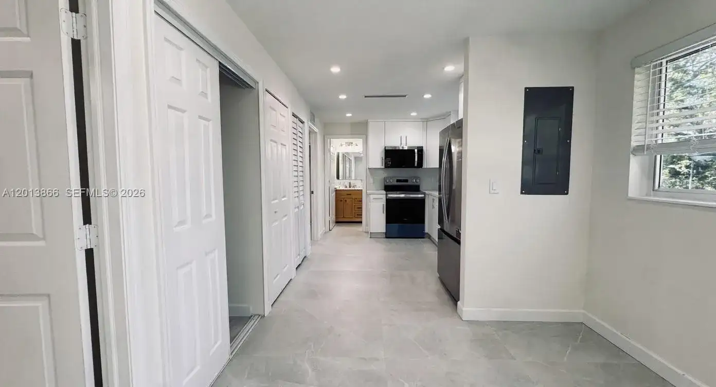 8442 SW 107th St, Miami FL 33156 photo 4