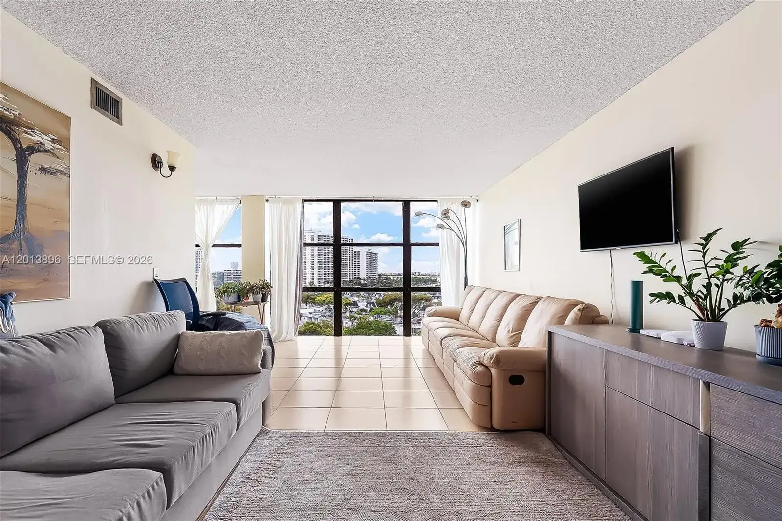 800 Parkview Dr # 901, Hallandale Beach FL 33009 photo 3