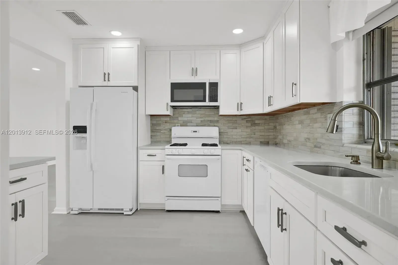 3045 SW 124th Ct, Miami FL 33175