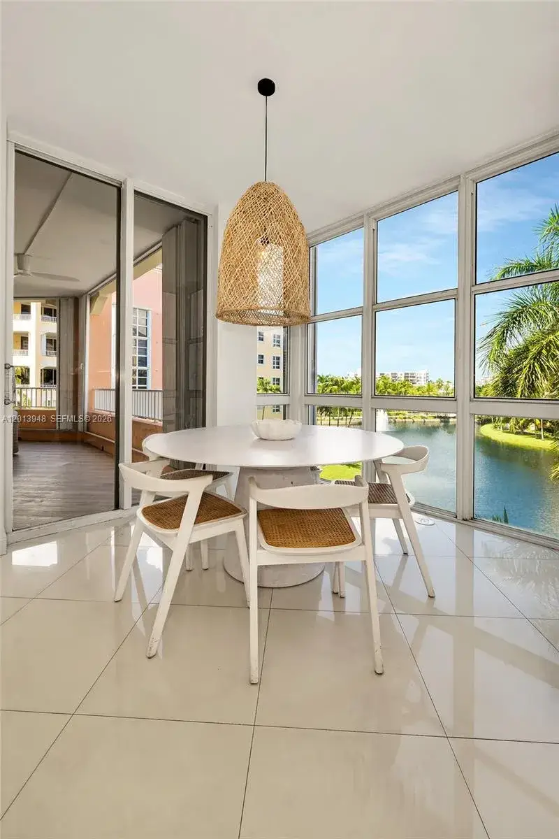 733 Crandon Blvd # 406, Key Biscayne FL 33149
