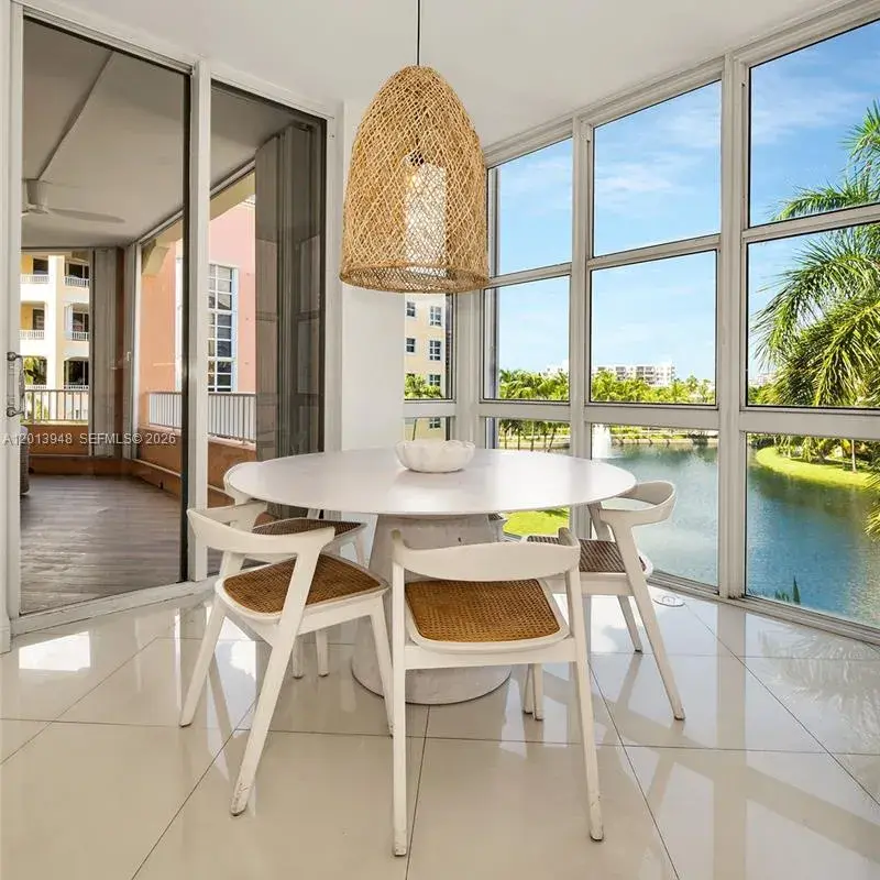 733 Crandon Blvd # 406, Key Biscayne FL 33149