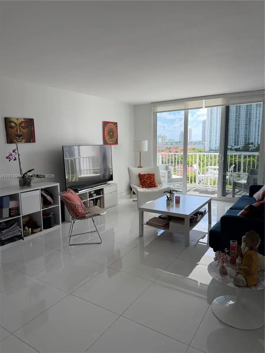 2851 NE 183rd St # 1107E, Aventura FL 33160