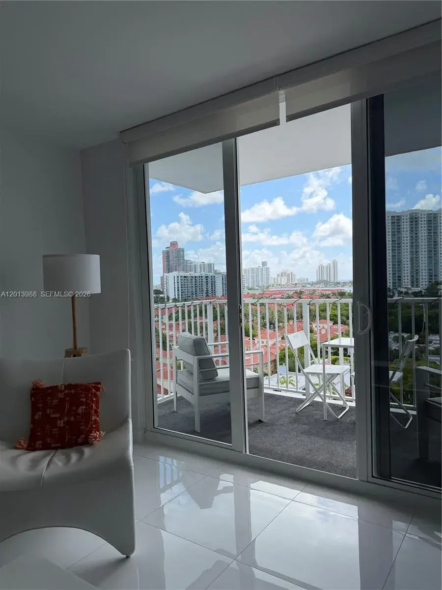 2851 NE 183rd St # 1107E, Aventura FL 33160