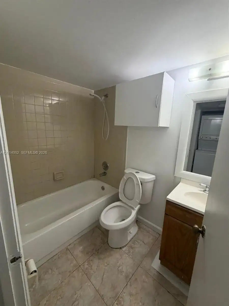 20825 NE 8th Ct # 19, Miami FL 33179 photo 5