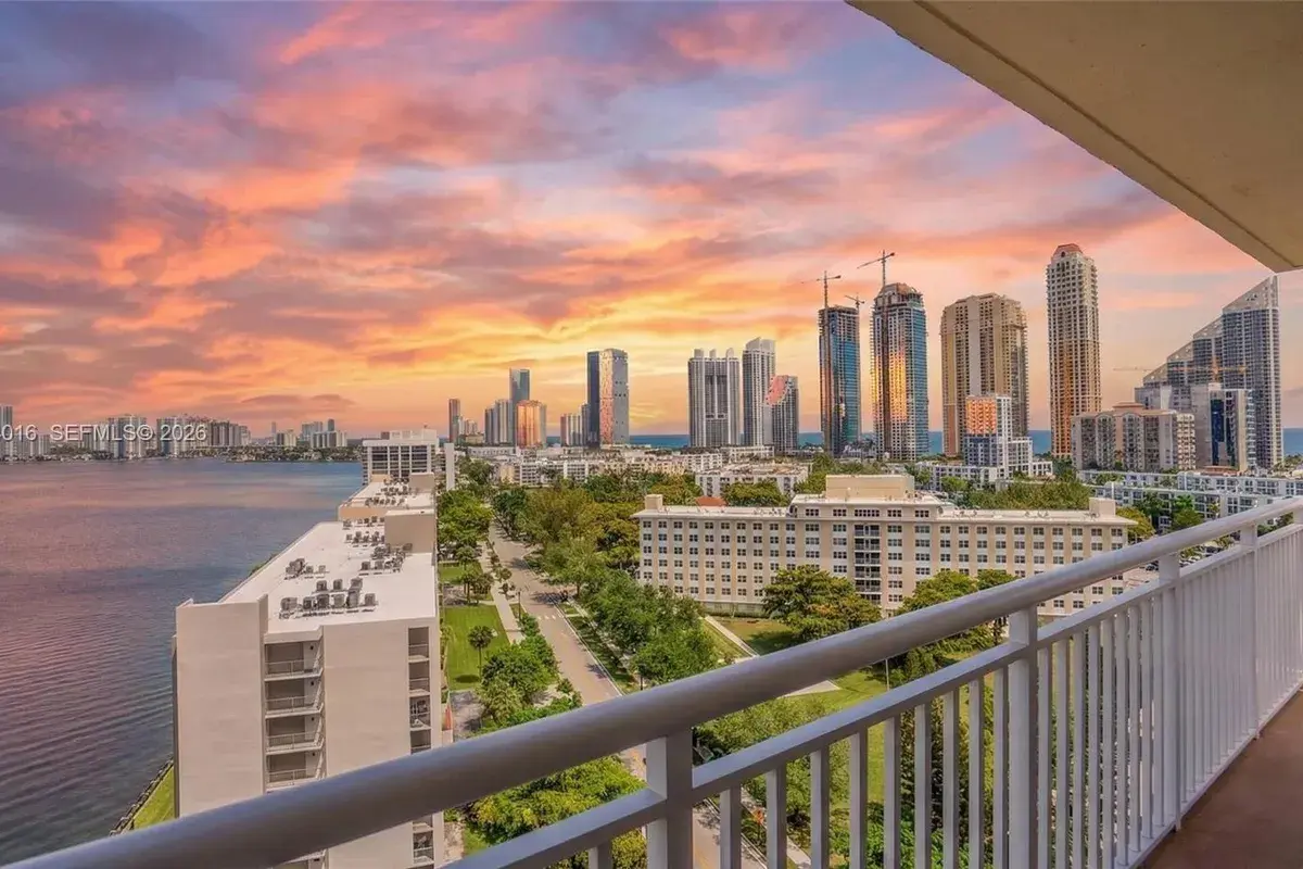 251 174th St # 1517, Sunny Isles Beach FL 33160