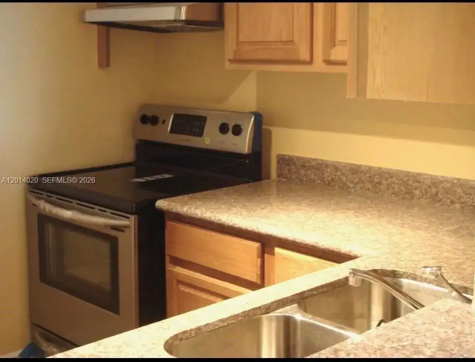 9125 SW 77th Ave # 501, Miami FL 33156 photo 2