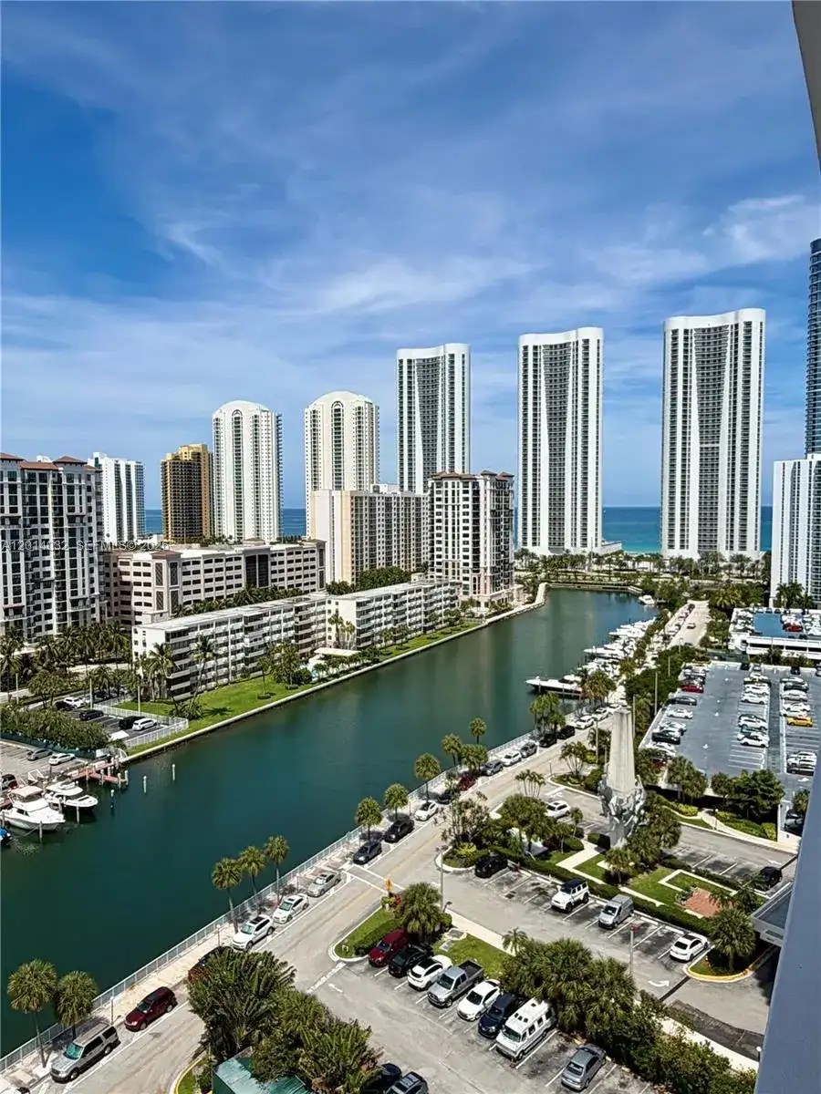 500 Bayview Dr # 1631, Sunny Isles Beach FL 33160 photo 2