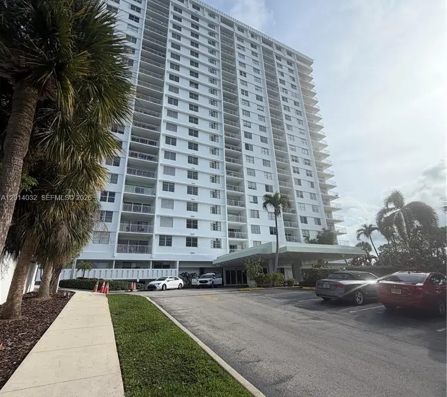 500 Bayview Dr # 1631, Sunny Isles Beach FL 33160