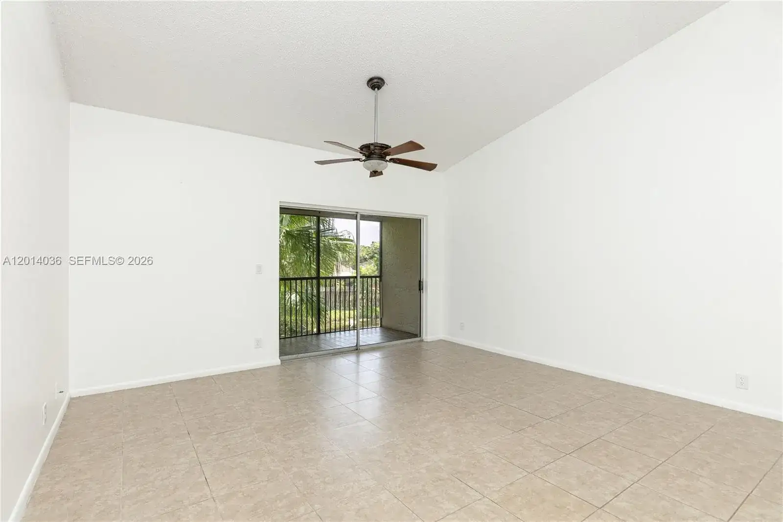 717 Gardens Dr # 201, Pompano Beach FL 33069 photo 2