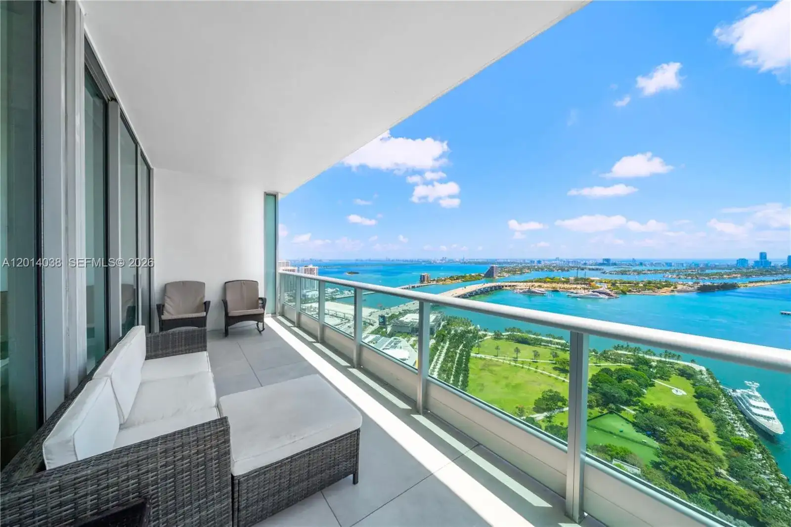 900 Biscayne Blvd # 4202, Miami FL 33132 photo 3