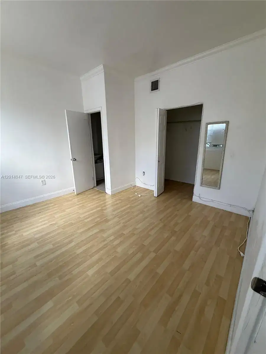 1342 Drexel Ave # 205, Miami Beach FL 33139 photo 3