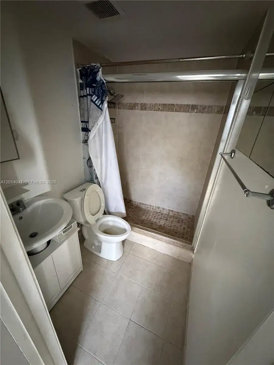 1342 Drexel Ave # 205, Miami Beach FL 33139 photo 4