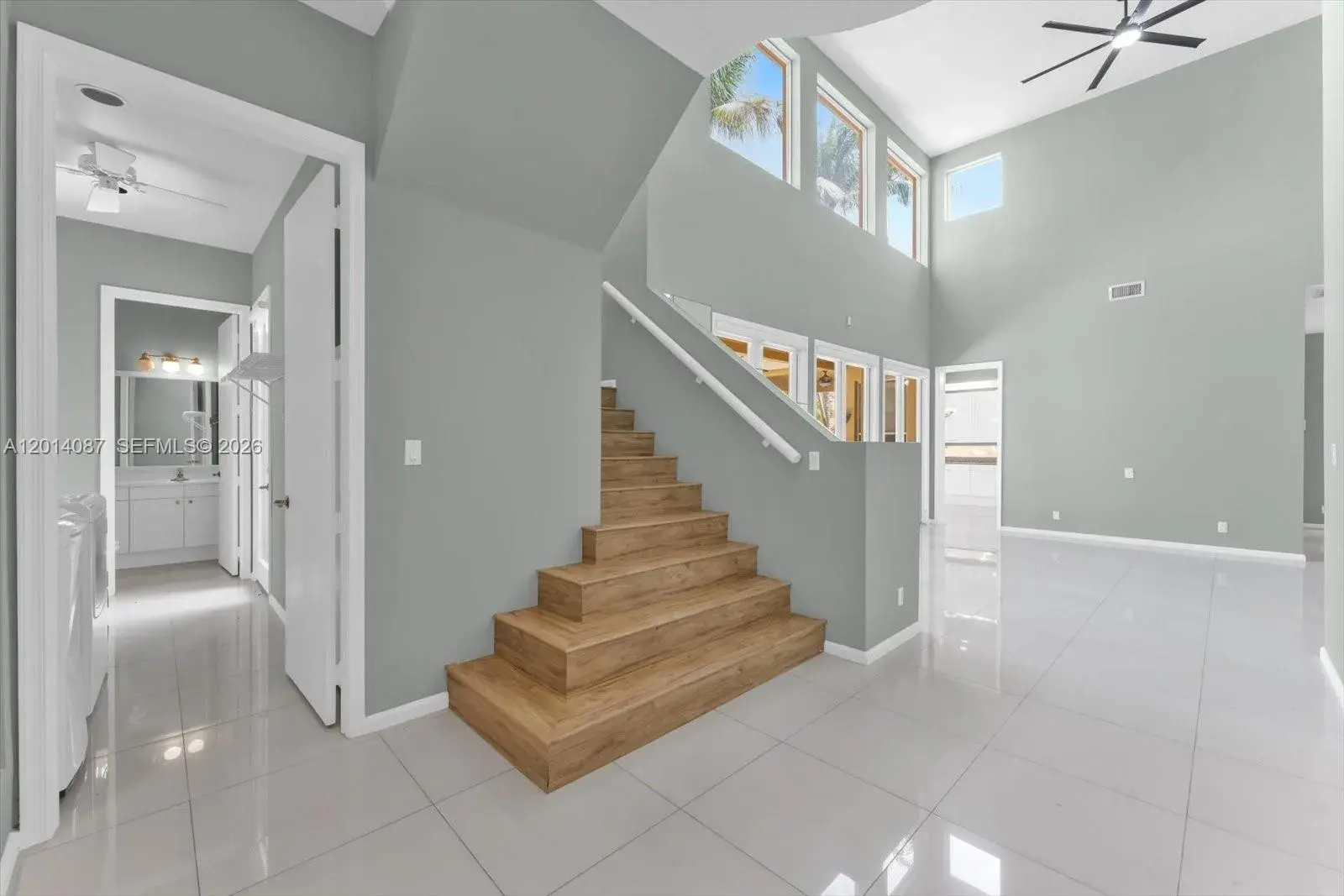 3728 NE 208th Ter, Aventura FL 33180