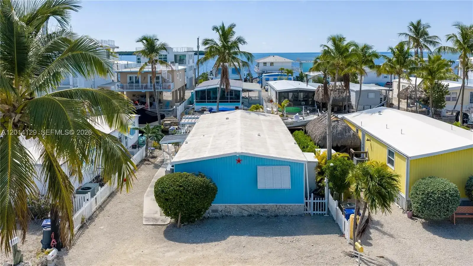 205 Humpty Dumpty Dr, Key Largo FL 33037 photo 2