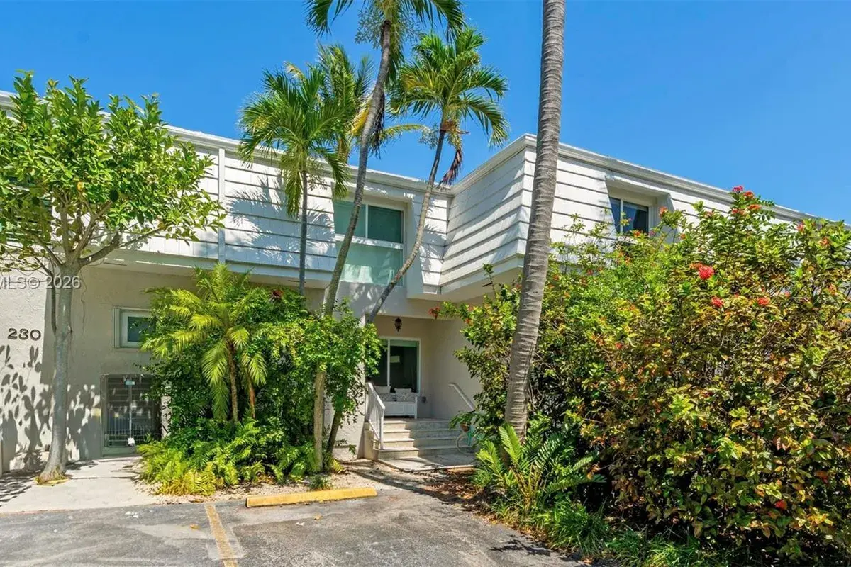 232 Sea View Dr # 108, Key Biscayne FL 33149