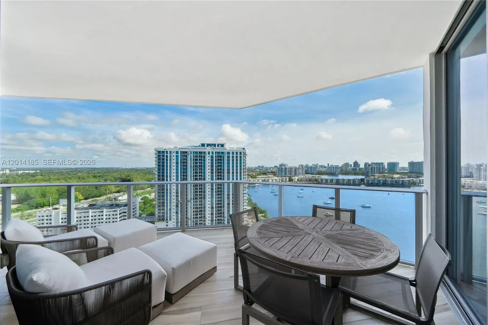 17111 Biscayne Blvd # 2107, North Miami Beach FL 33160