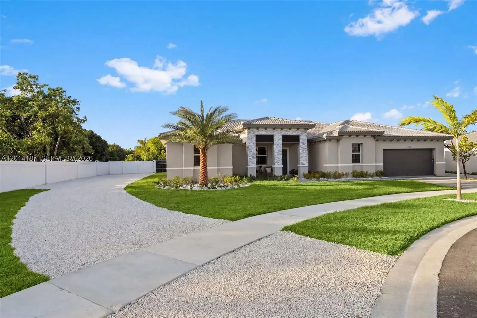 13283 SW 188th Ter, Miami FL 33177 photo 2