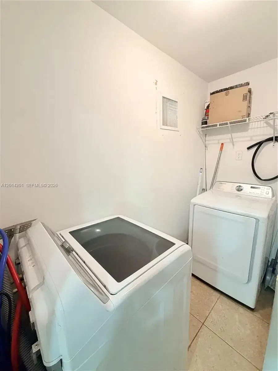 1410 NW 199TH St, Miami Gardens FL 33169 photo 5