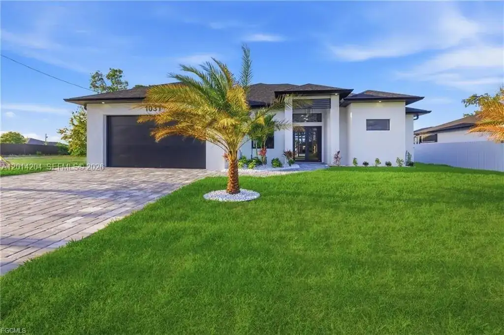 1031 SW 1st TER, Cape Coral FL 33991 photo 4
