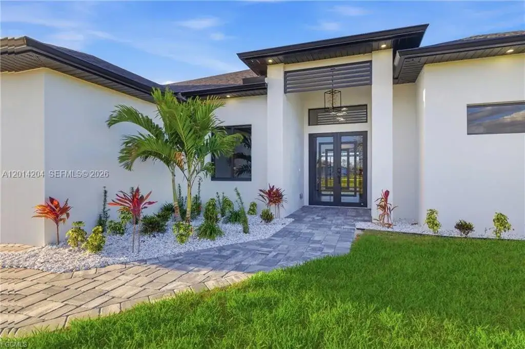 1031 SW 1st TER, Cape Coral FL 33991 photo 5