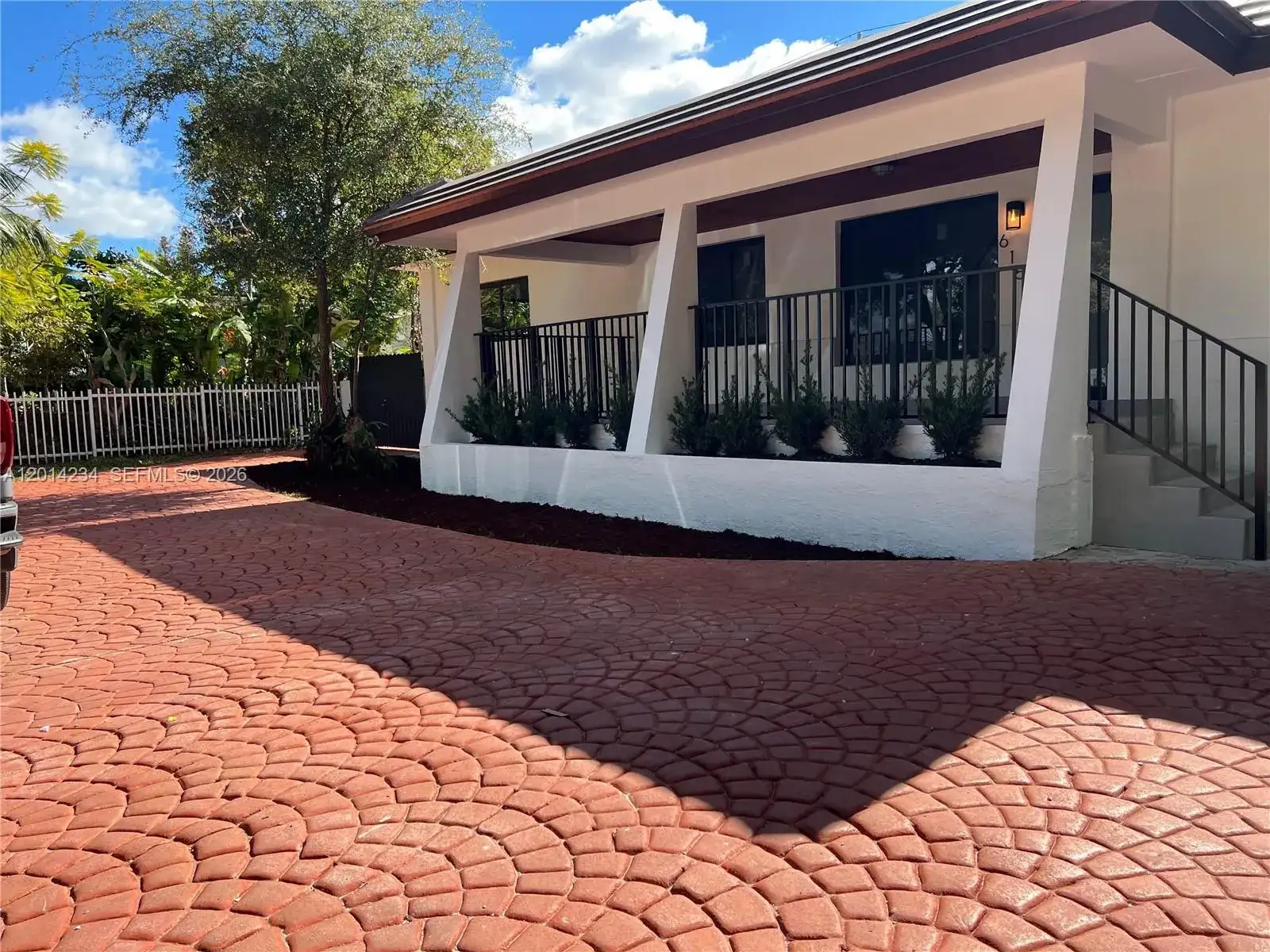 6150 SW 16th St, West Miami FL 33155 photo 3