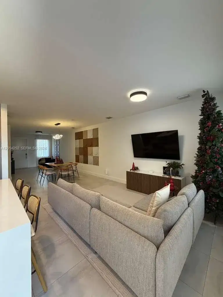 7187 NW 103 PATH # 7187, Miami FL 33178 photo 5