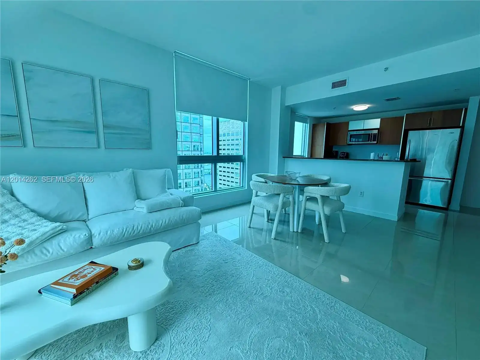 300 S Biscayne Blvd # 3701, Miami FL 33131