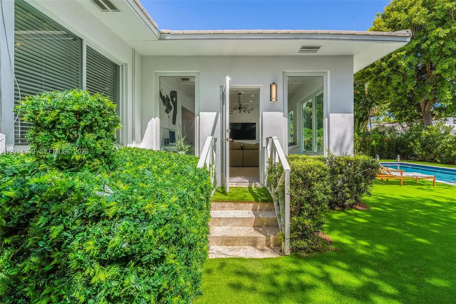 6145 La Gorce Dr, Miami Beach FL 33140 photo 3