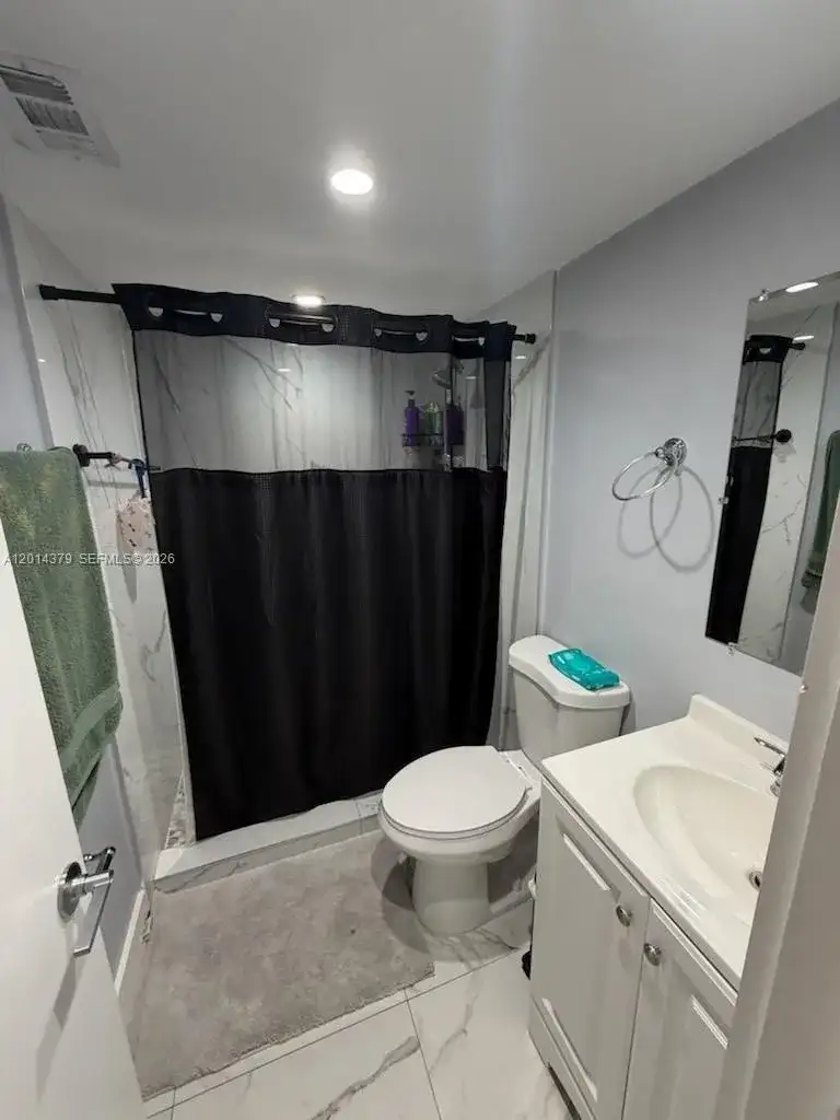 5033 NW 7th St # 209, Miami FL 33126 photo 4