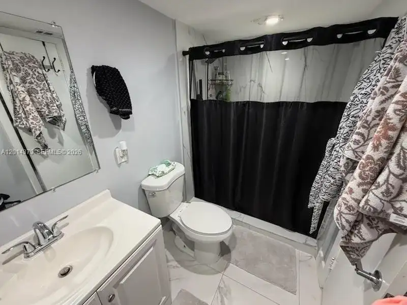 5033 NW 7th St # 209, Miami FL 33126 photo 5