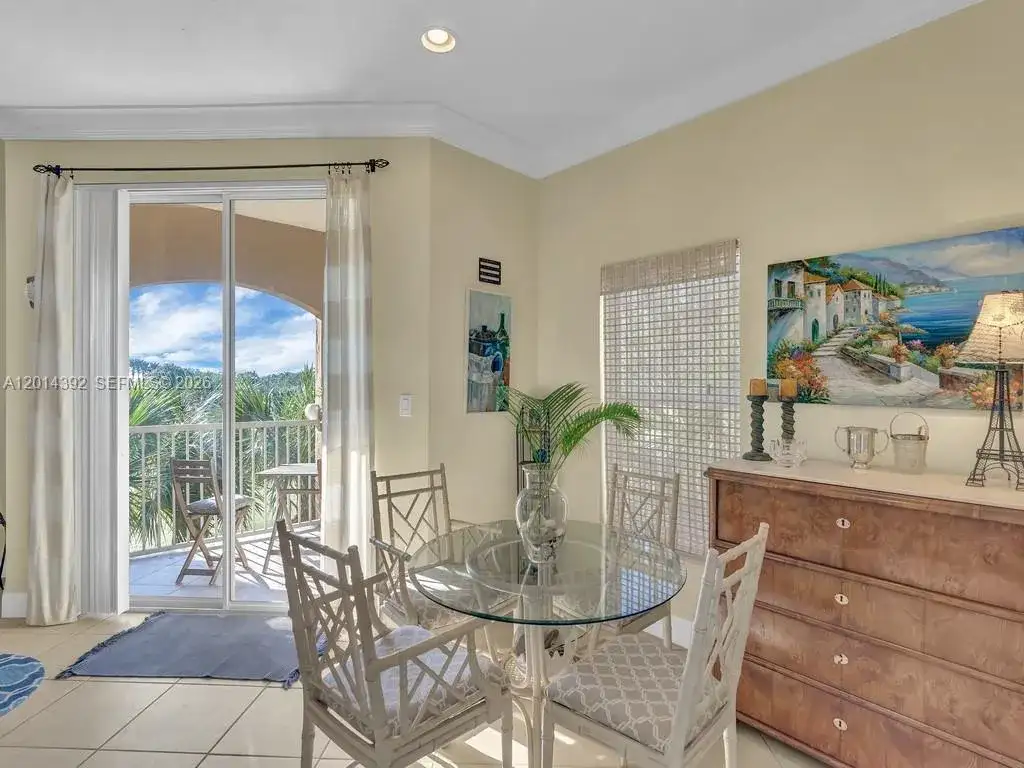 5035 Fairways Cir # 305, Vero Beach FL 32967 photo 4