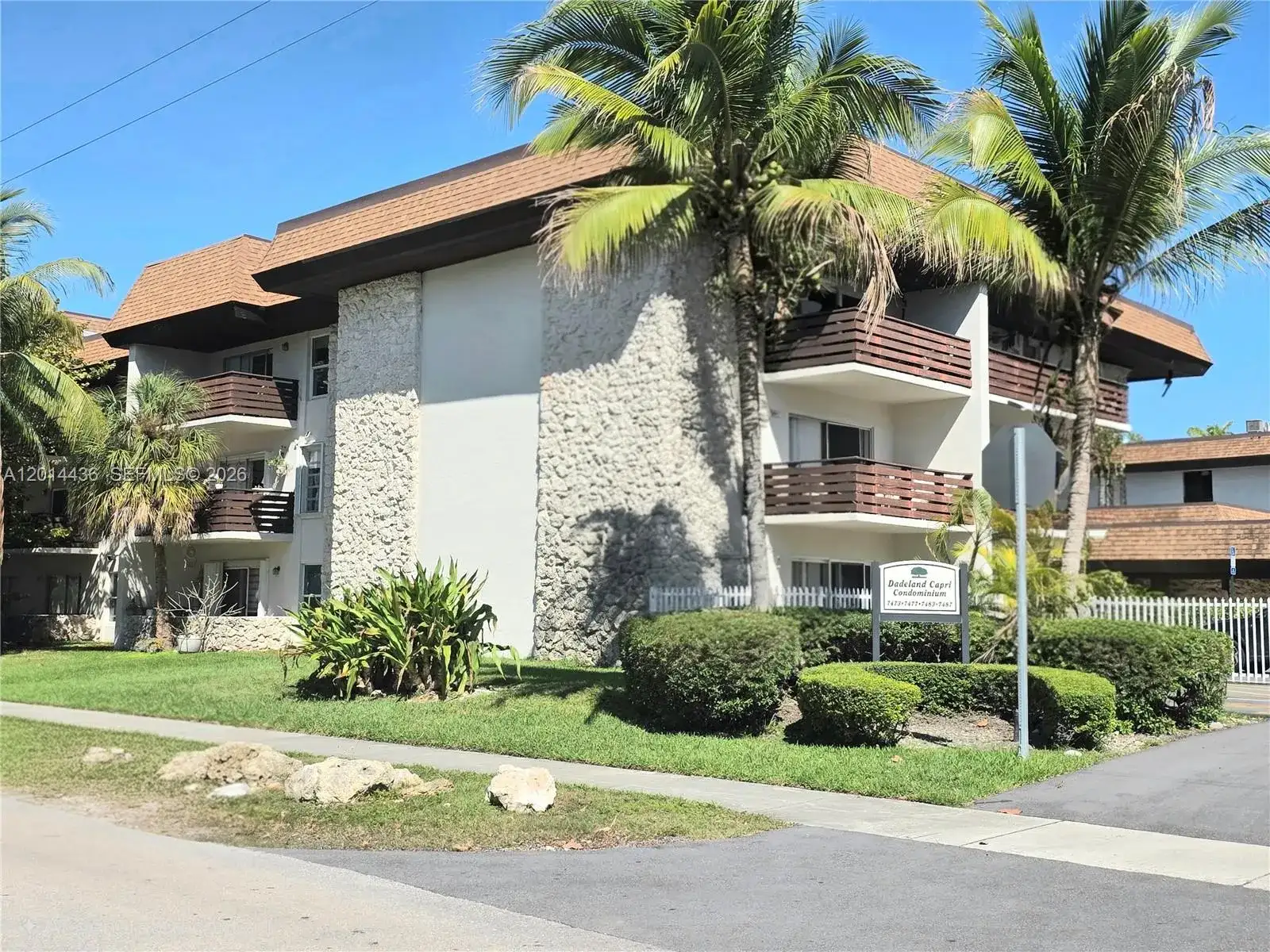 7477 SW 82nd St # C115, Miami FL 33143 photo 2
