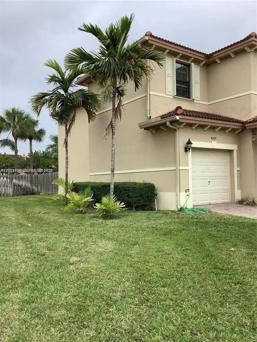 8879 SW 227th Ter, Cutler Bay FL 33190 photo 5