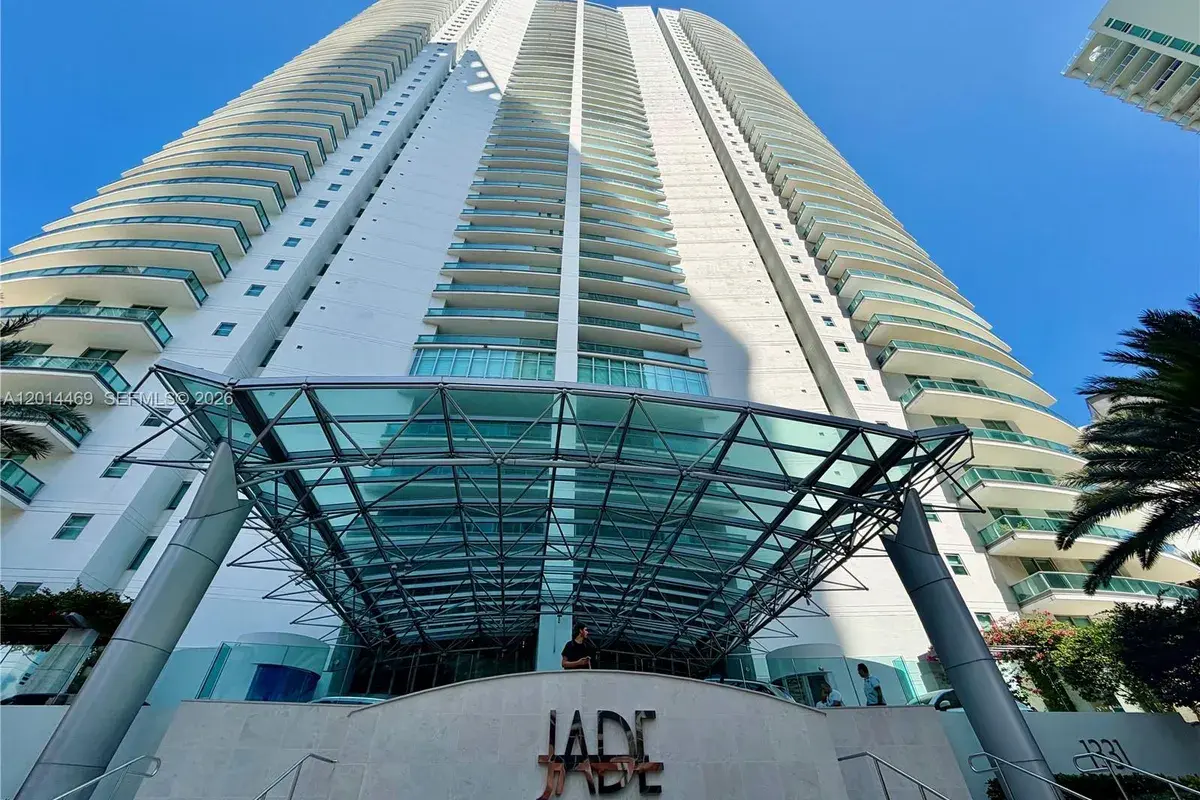 1331 Brickell Bay Dr # 1006, Miami FL 33131