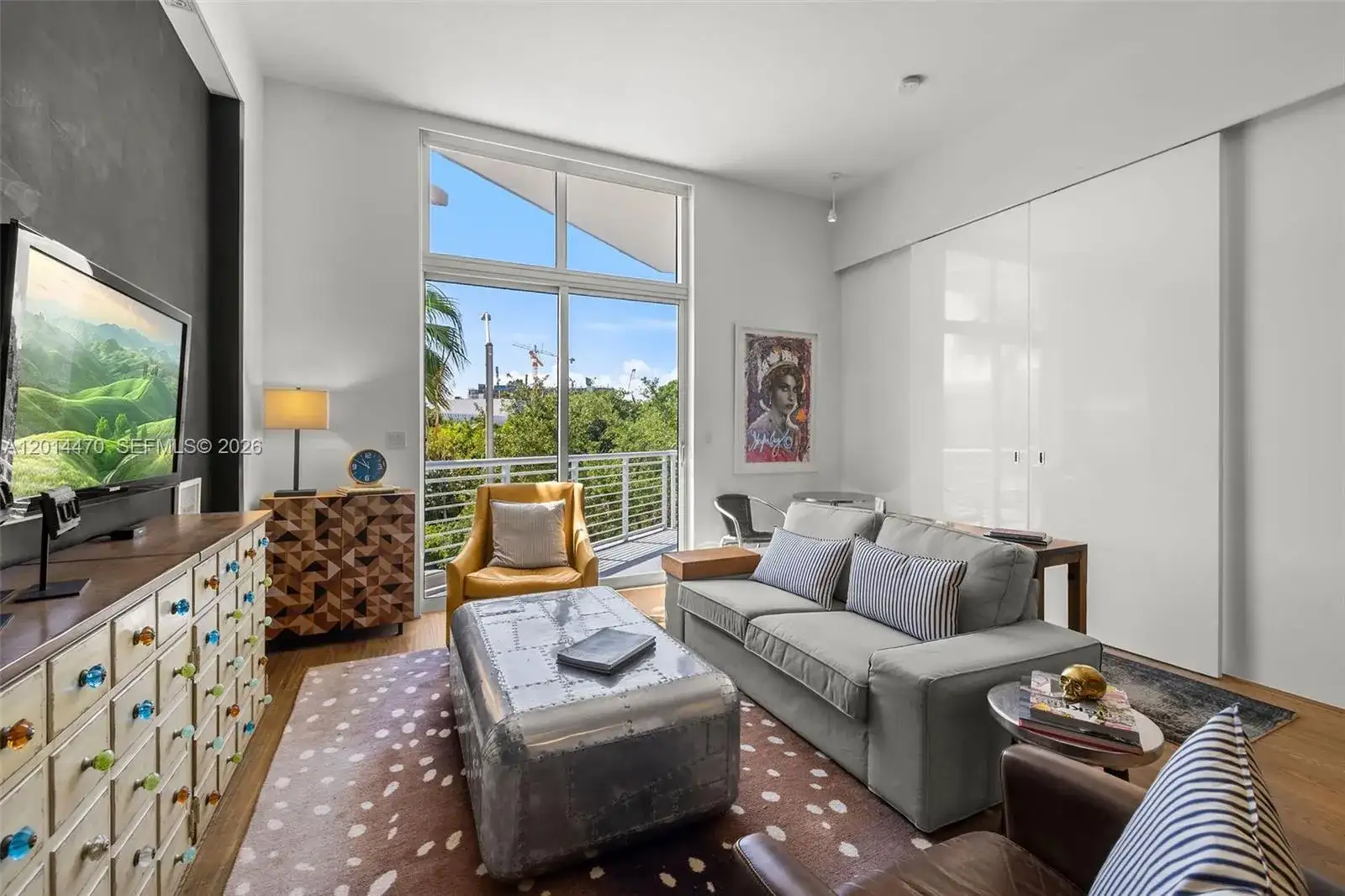 2001 Meridian Ave # 404, Miami Beach FL 33139 photo 2
