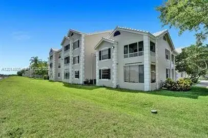 2871 N Oakland Forest Dr # 210, Oakland Park FL 33309 photo 2
