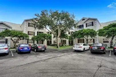 2871 N Oakland Forest Dr # 210, Oakland Park FL 33309 photo 4