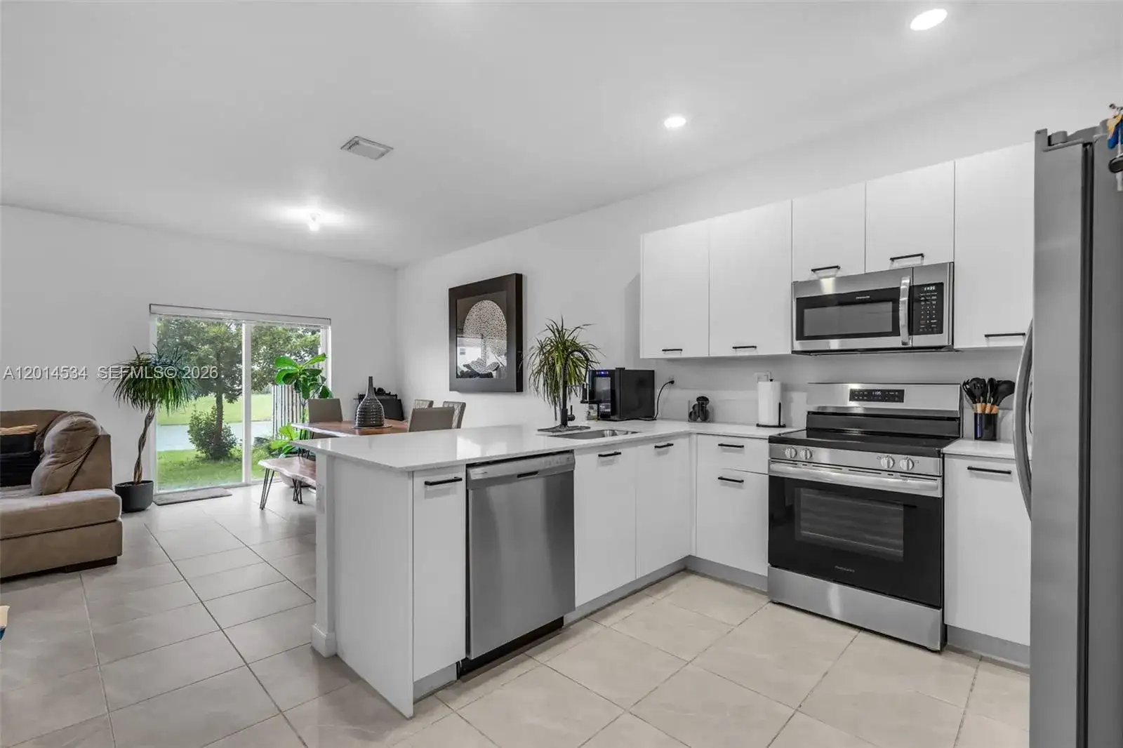 12586 NW 22nd Pl # 12586, Miami FL 33167 photo 5