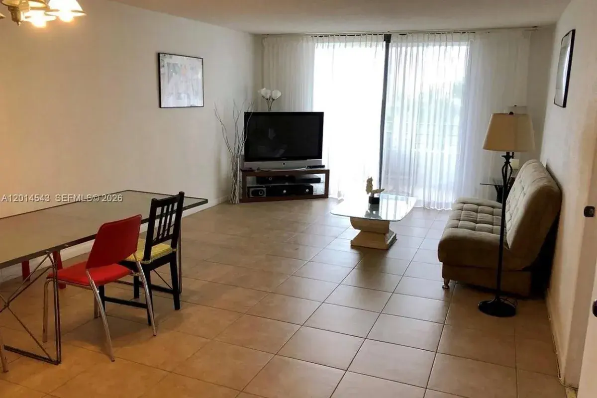 600 Three Islands Blvd # 418, Hallandale Beach FL 33009