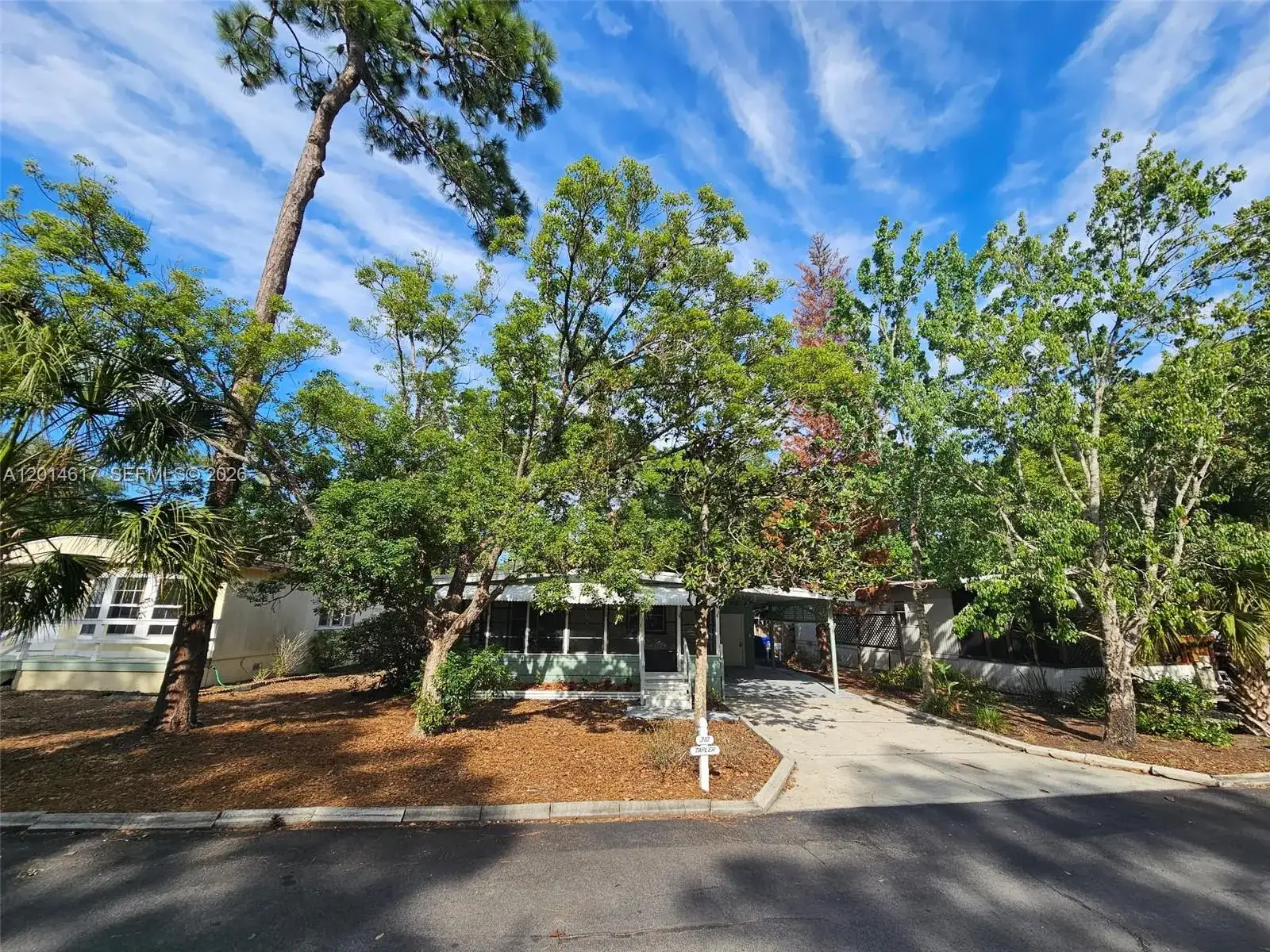 318 N FOREST BLVD, Other City - In The State Of Florida FL 32746 photo 2