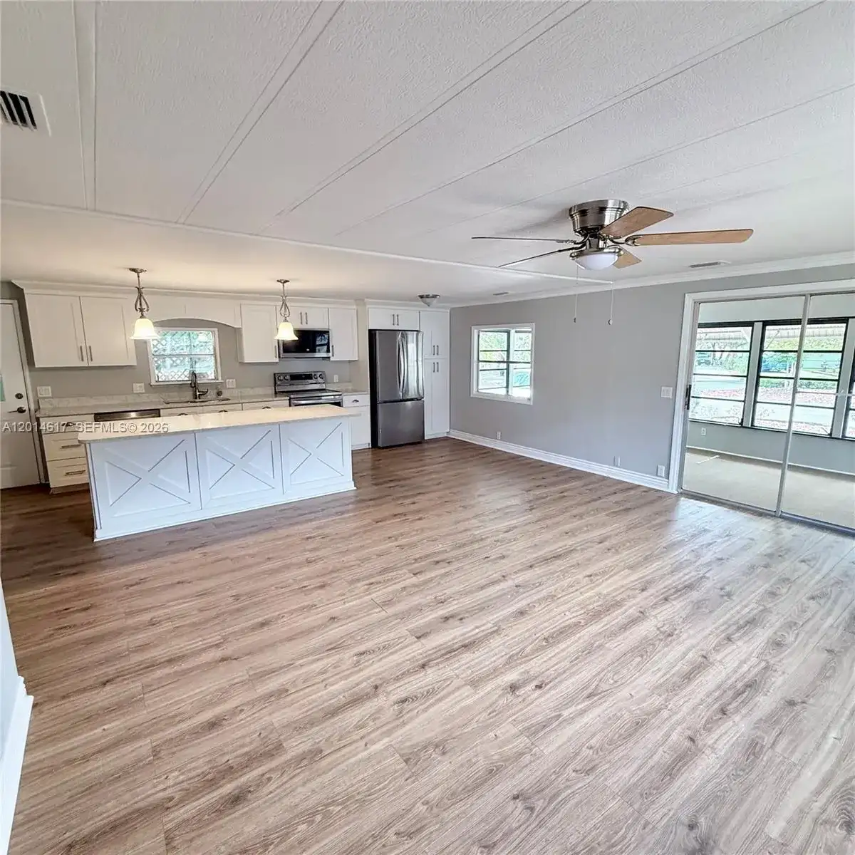 318 N FOREST BLVD, Other City - In The State Of Florida FL 32746 photo 4
