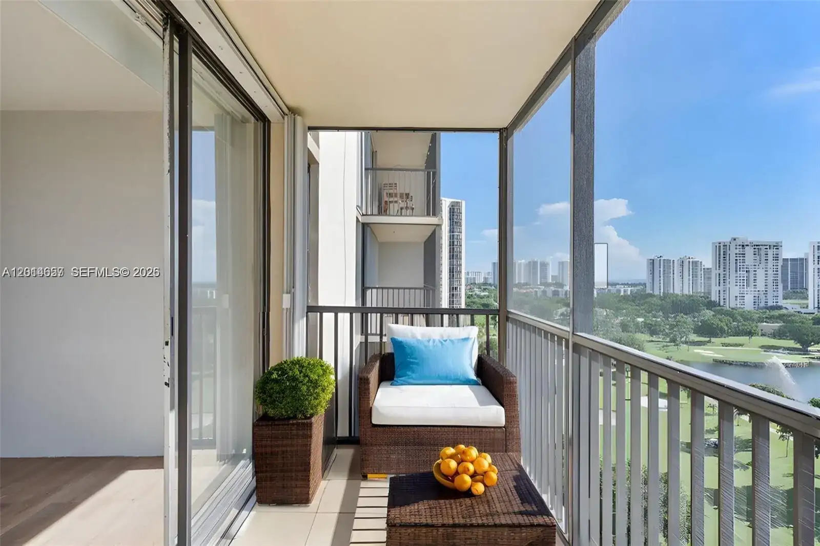 20335 W Country Club Dr # 1608, Aventura FL 33180 photo 2