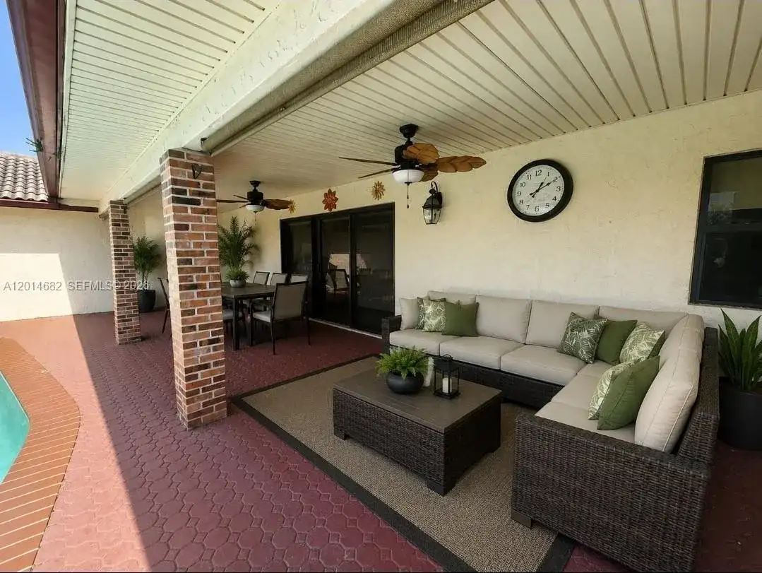 8882 SW 1st Pl, Coral Springs FL 33071 photo 3