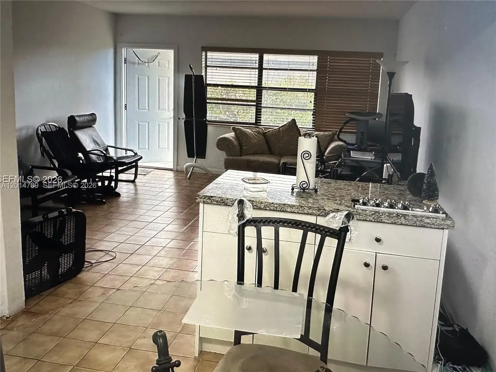 7546 NW 2nd Ter, Miami FL 33126 photo 4
