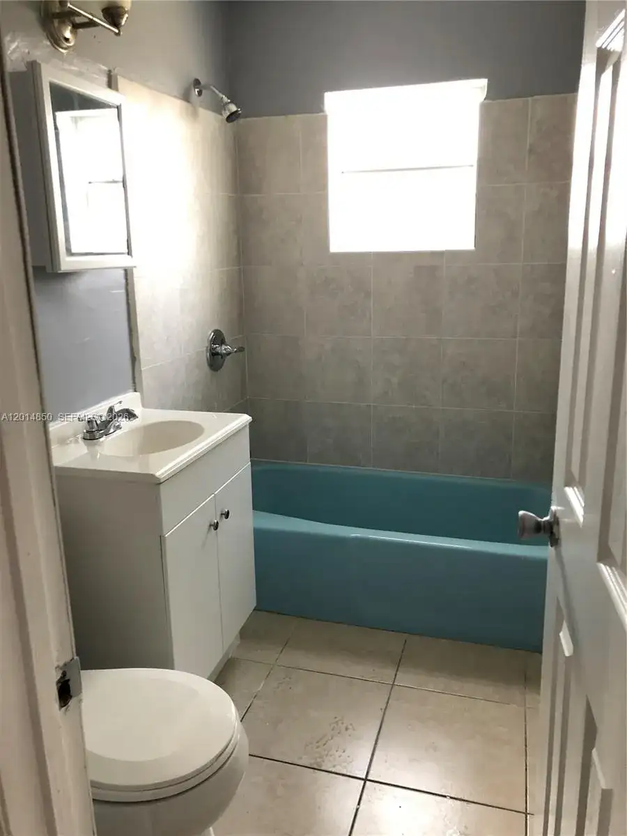 424 SW 12th Ave, Homestead FL 33030 photo 5
