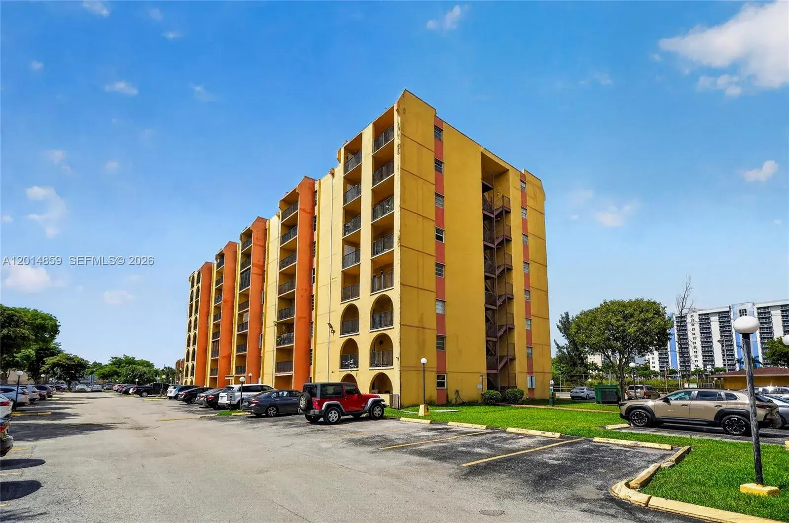 4801 NW 7th St, Miami FL 33126 photo 4