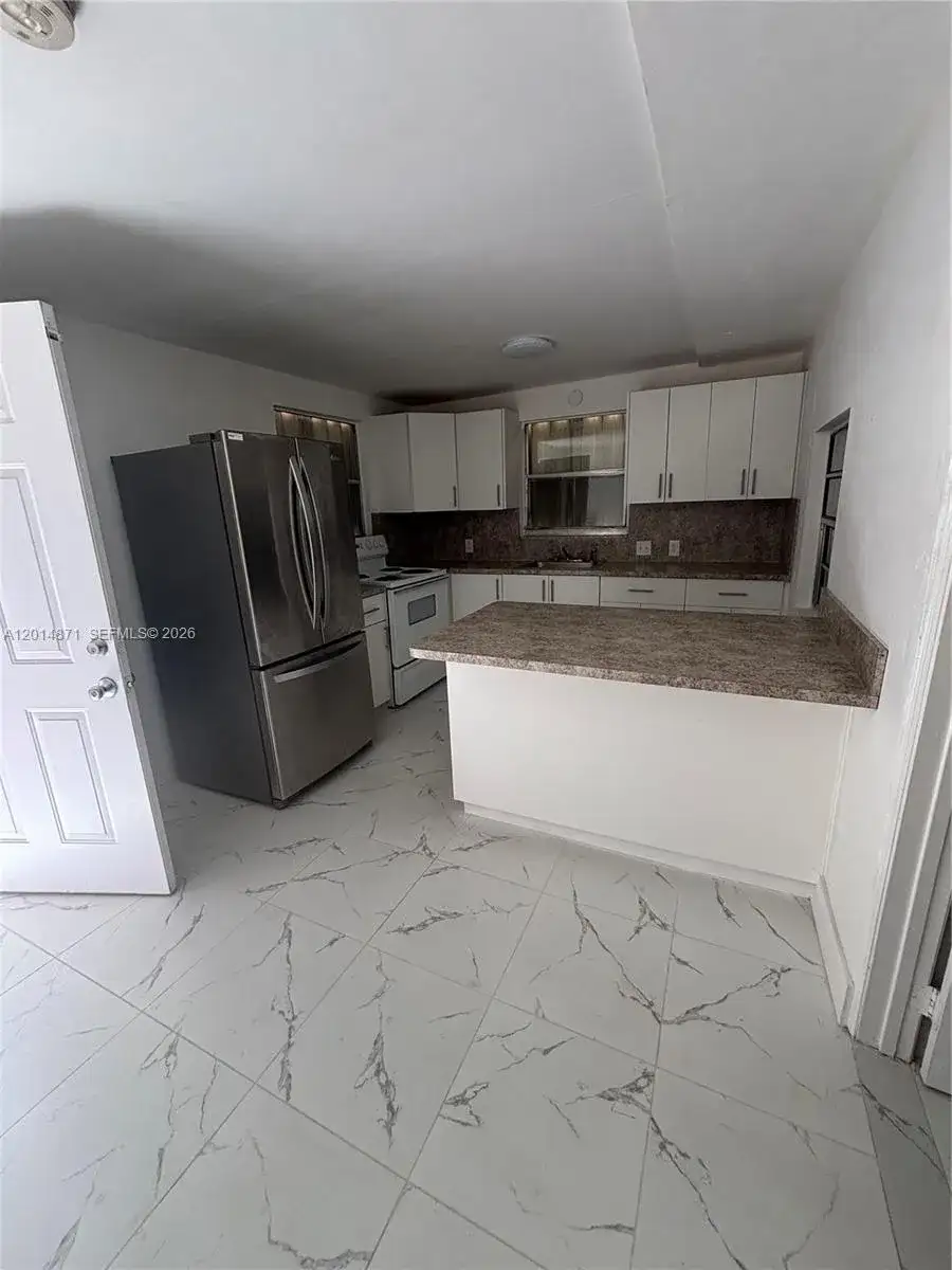 116 Allen Rd, West Park FL 33023 photo 2