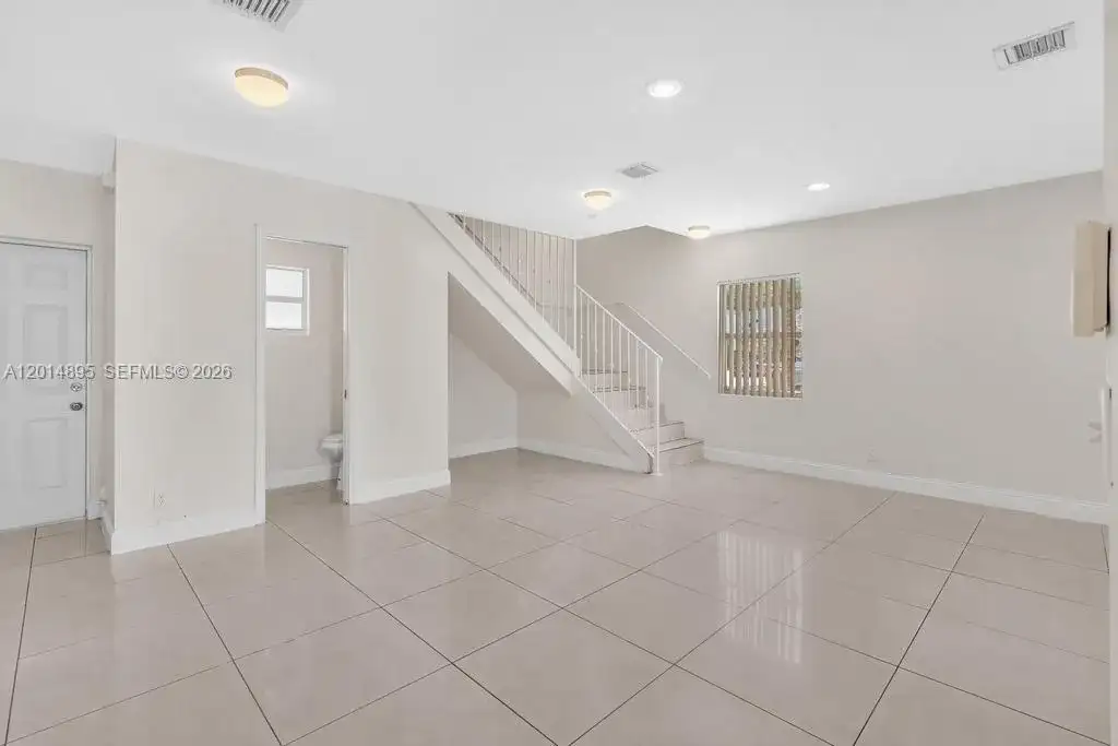 225 NW 14th Ave, Fort Lauderdale FL 33311 photo 3