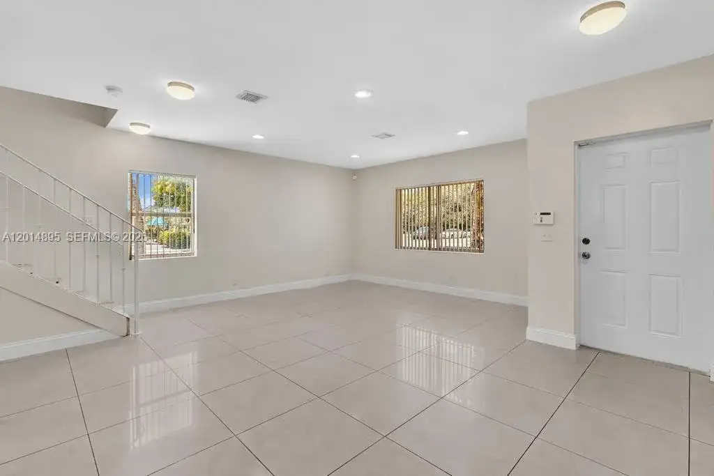 225 NW 14th Ave, Fort Lauderdale FL 33311 photo 5