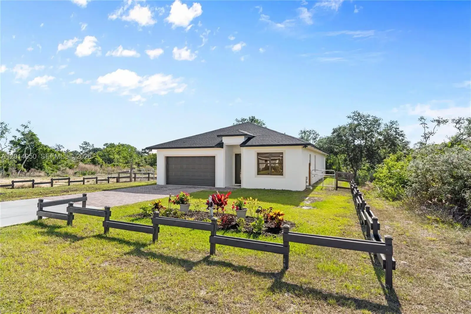 107 Marshall Ave, Lake Placid FL 33852 photo 4